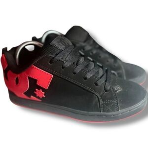 DC Women’s Court Graffik Black/Hot Pink Low Top Skate Shoes Size 9